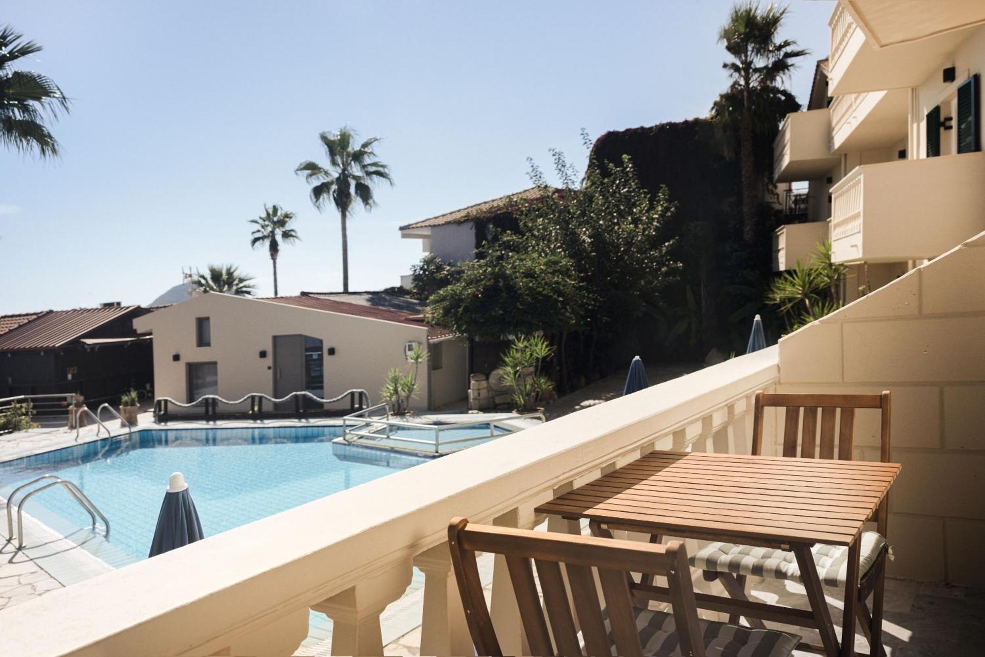 Manthos Beachfront Apartments Laganas Buitenkant foto