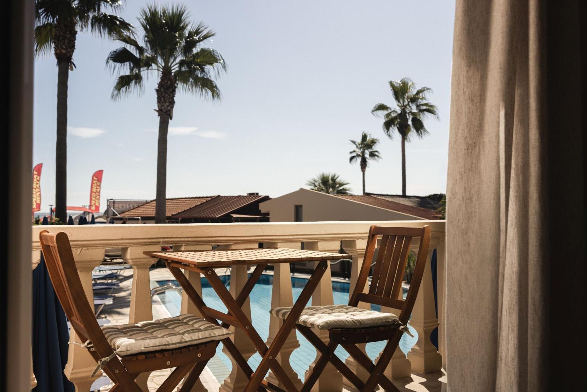 Manthos Beachfront Apartments Laganas Buitenkant foto