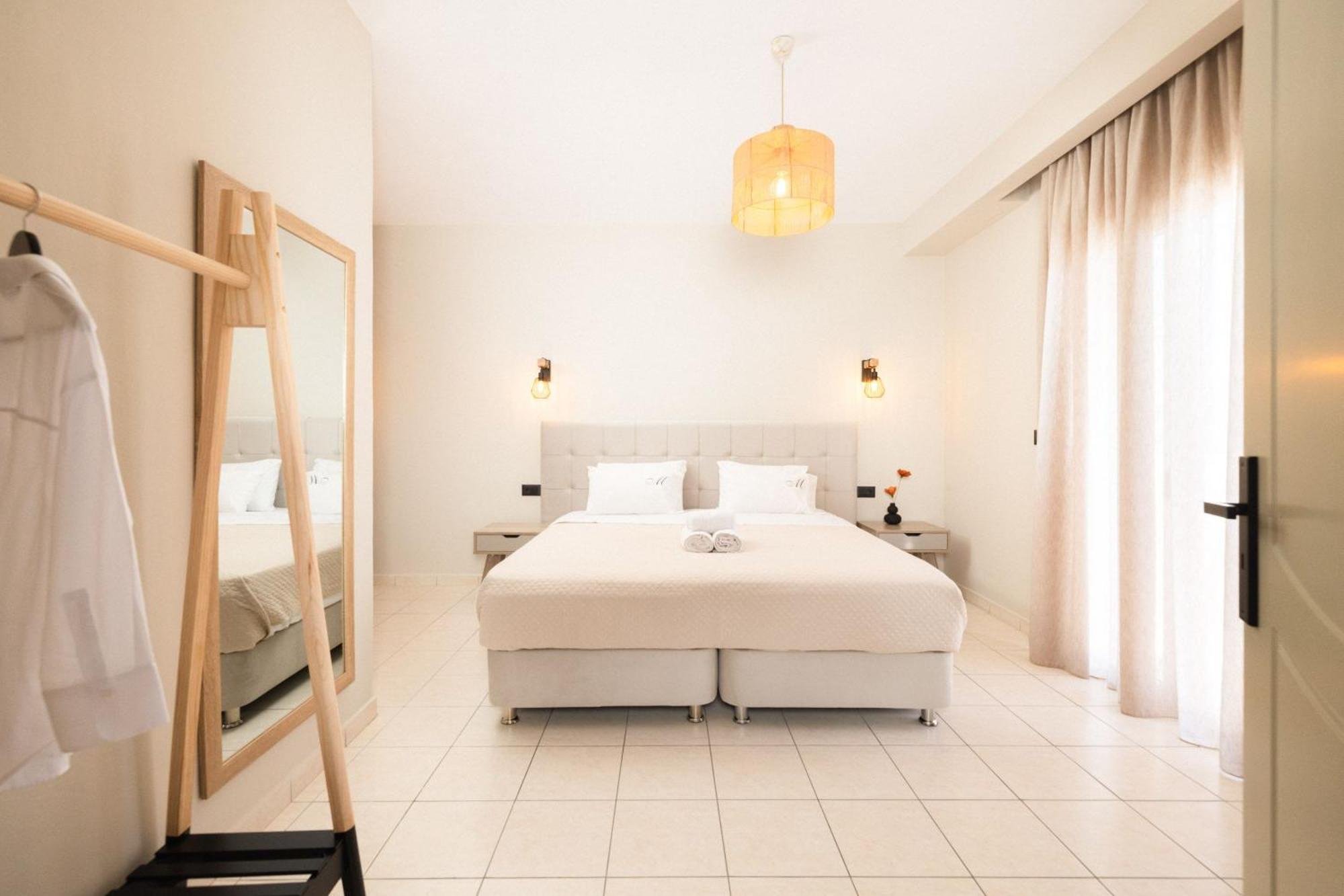 Manthos Beachfront Apartments Laganas Buitenkant foto