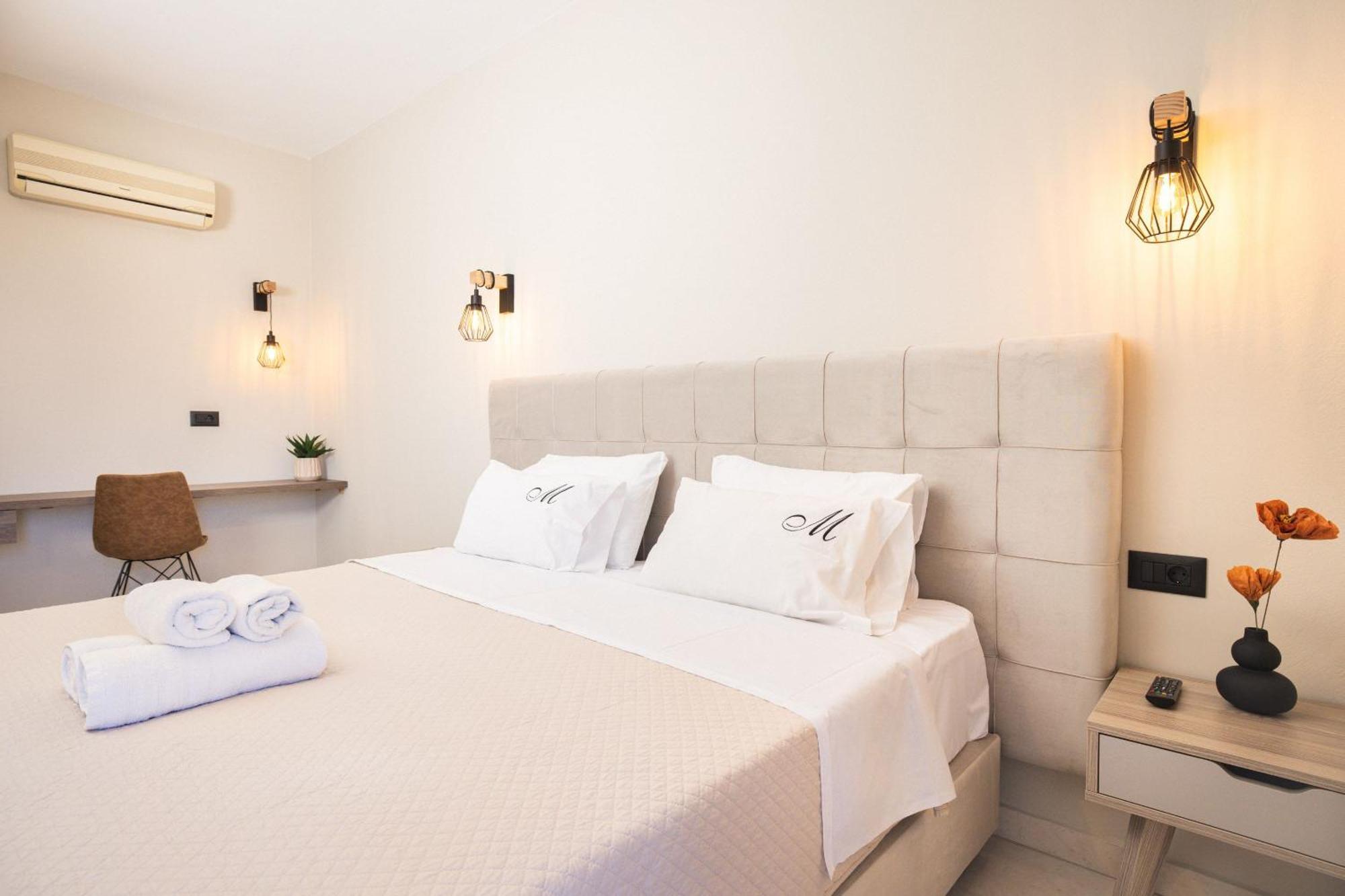 Manthos Beachfront Apartments Laganas Buitenkant foto