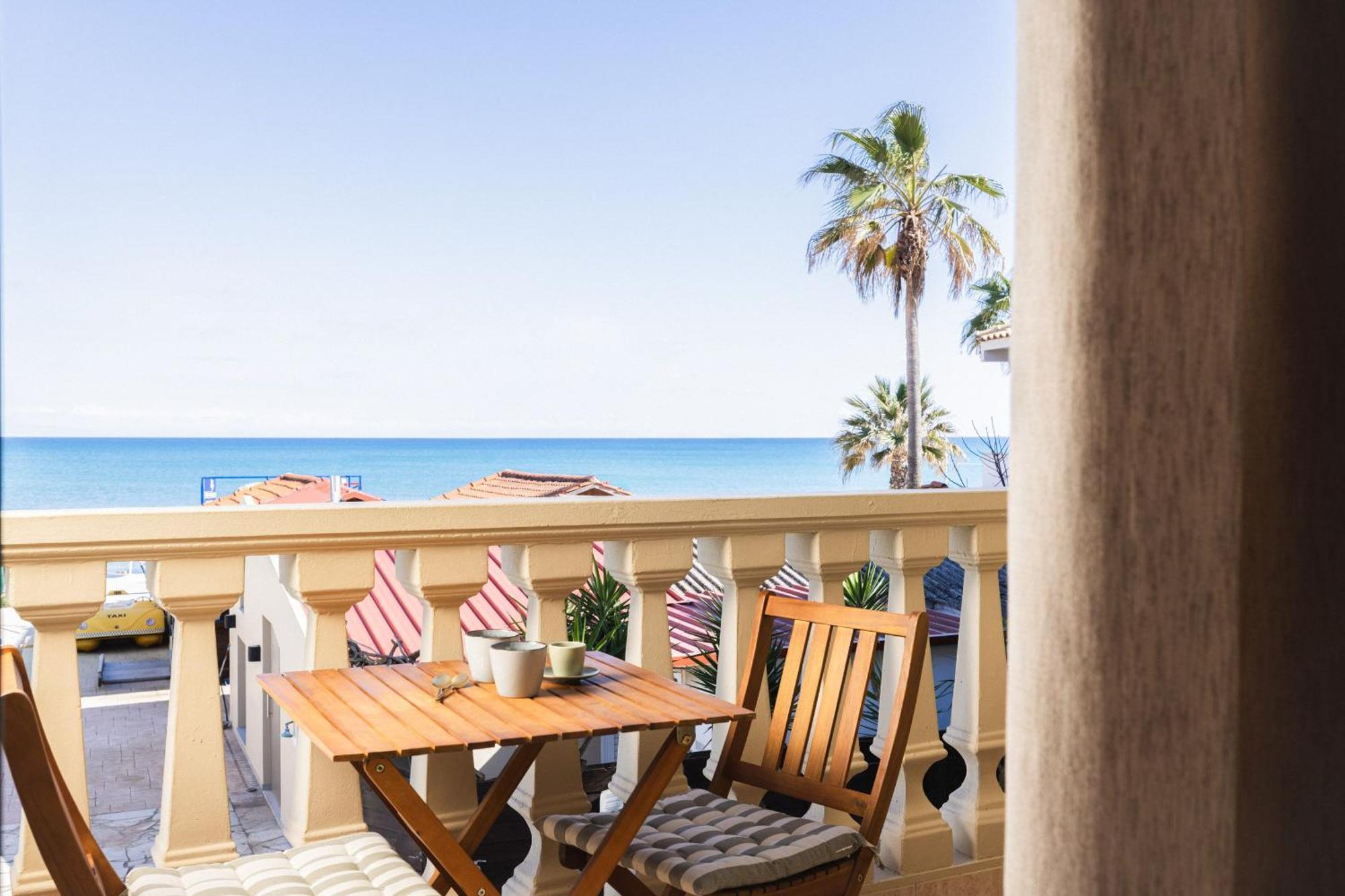 Manthos Beachfront Apartments Laganas Buitenkant foto